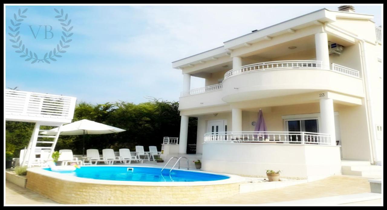 Bella By The Sea - Heated Pool, Jacuzzi, Sauna