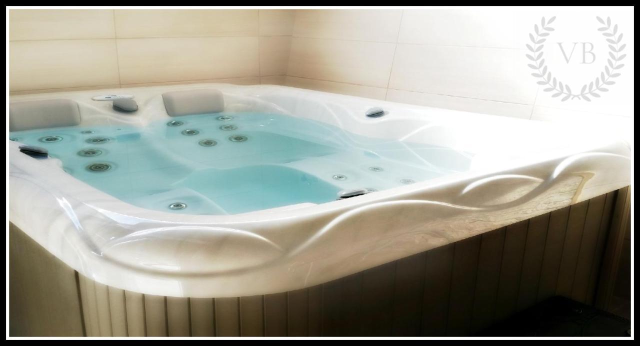 Bella By The Sea - Heated Pool, Jacuzzi, Sauna Apartment *